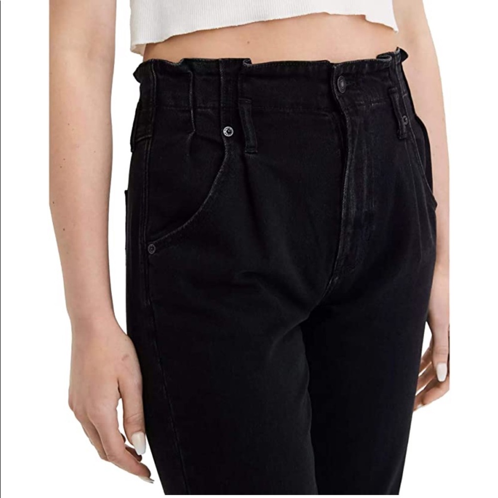 American eagle mom jeans